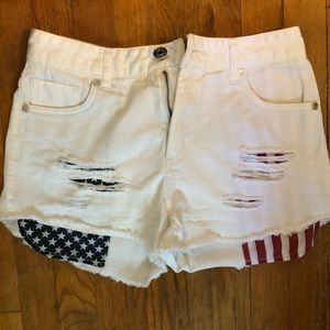 High rise, white shorts